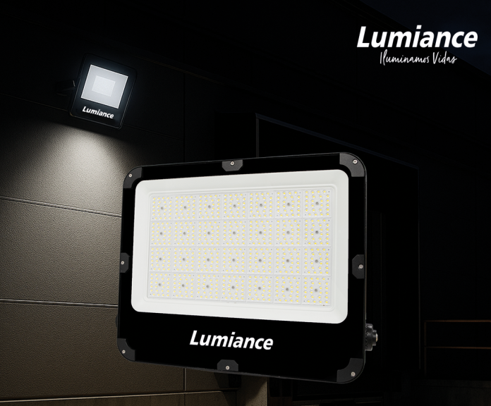 LED-REFLECTOR-JETA-FLOOD-HW-700x700.png